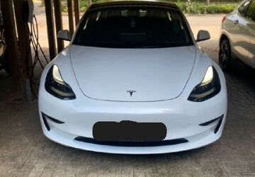 Tesla Model 3 45.208 km 31.000 &euro; Gettorf 24214