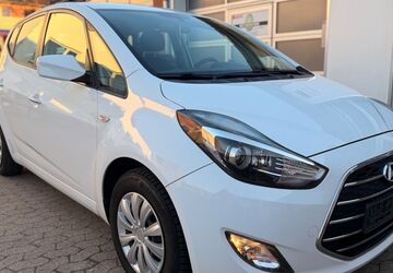Hyundai ix20 117.000 km 7.990 &euro; Kiel 24146