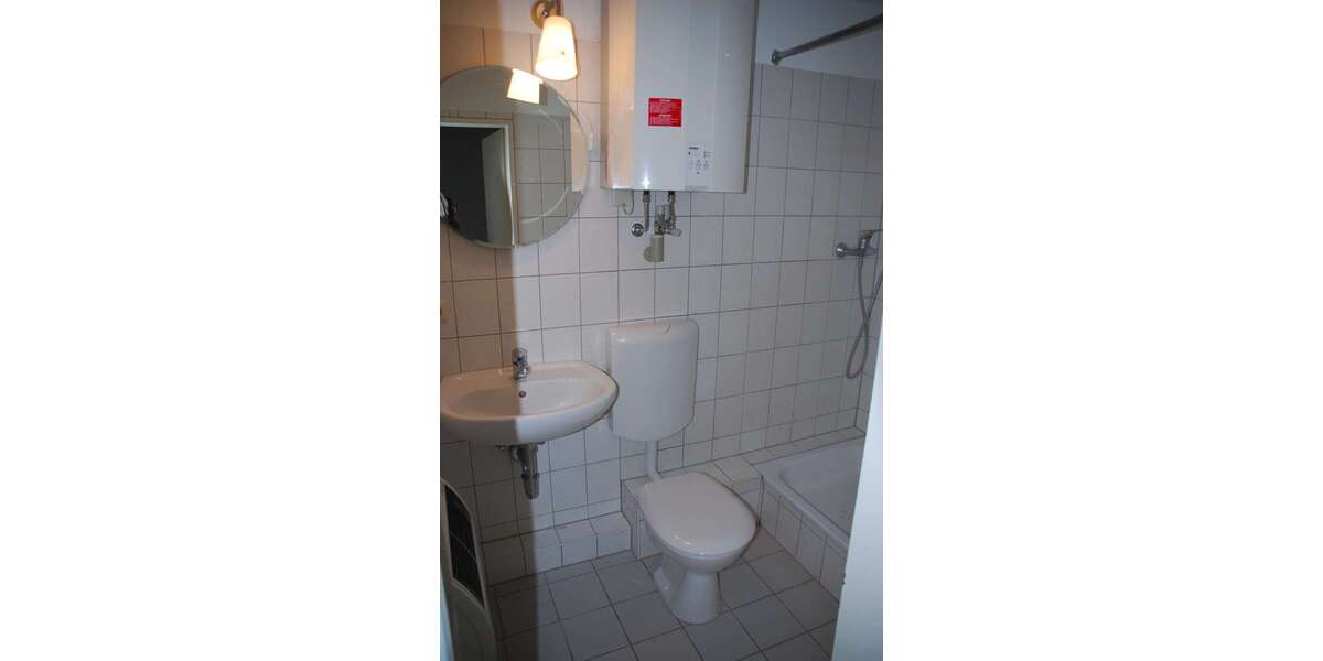 Etagenwohnung Kiel Südfriedhof - 1 Zimmer, 16 m&sup2;, 320&euro; | Angebot:27303762