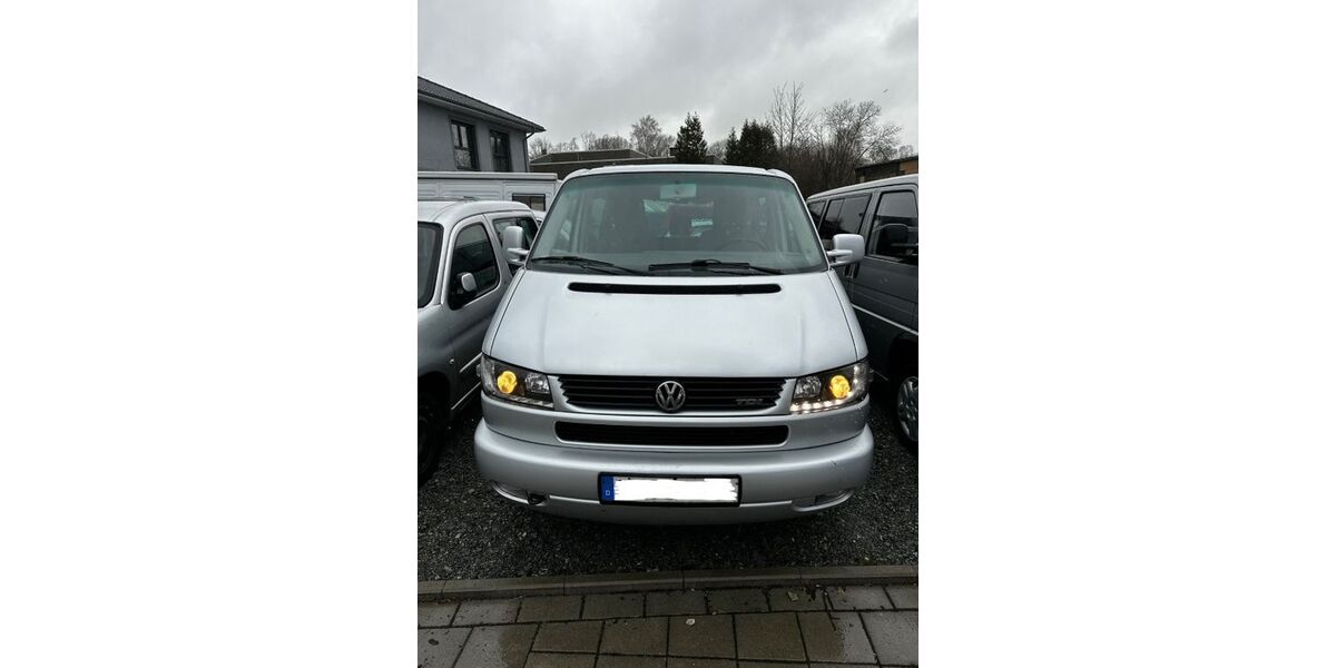 VW T4 Caravelle 241.000 km 5.849 &euro; Kiel 24105