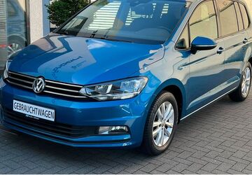 VW Touran 97.500 km 17.490 &euro; Kiel 24159