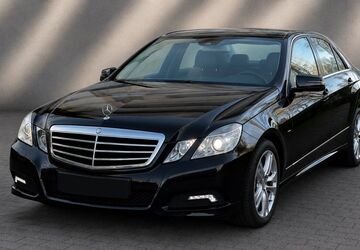 Mercedes-Benz E 220 165.000 km 8.800 &euro; kiel 24146