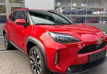 Toyota Yaris Cross 3.550 km 24.390 &euro; Kiel 24109
