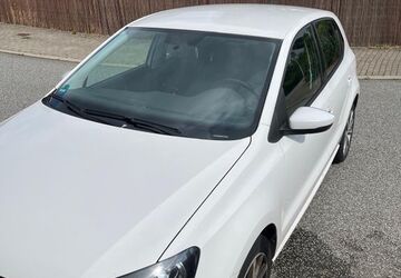 VW Polo 131.000 km 5.299 &euro; Kiel 24111