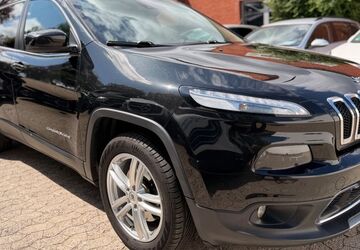 Jeep Cherokee 139.999 km 12.350 &euro; Kiel 24146