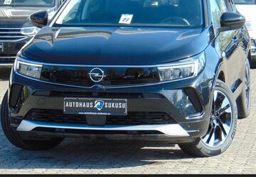 Opel Grandland (X) 1.972 km 24.990 &euro; Neumünster 24537