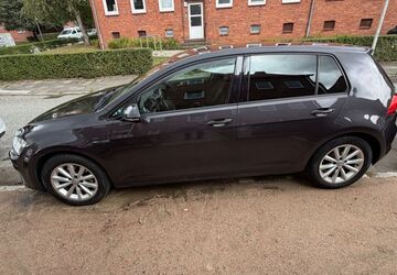 VW Golf 184.000 km 9.900 &euro; Kiel 24148
