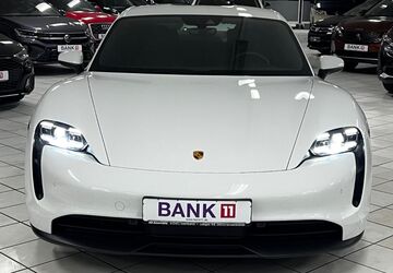 Porsche Taycan 5.956 km 59.990 &euro; Schwentinental 24223