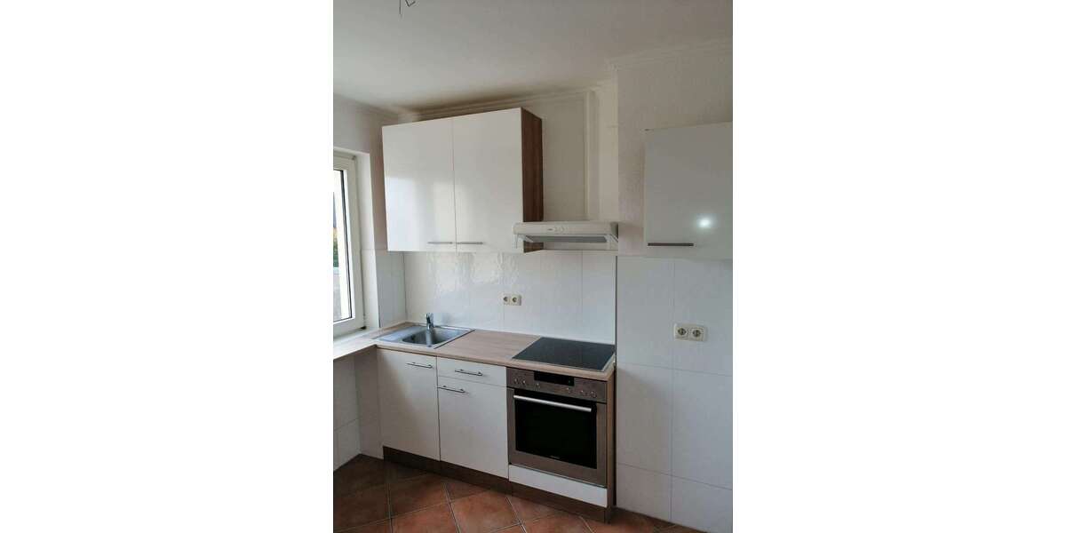Etagenwohnung Neumünster Innenstadt - 3 Zimmer, 73 m&sup2;, 735&euro; | Angebot:22028745