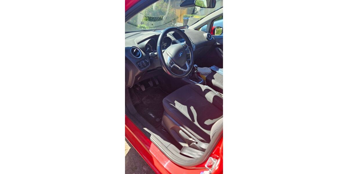 Ford Fiesta 144.000 km 5.900 &euro; Kiel 24113