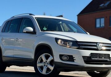 VW Tiguan 216.000 km 9.399 &euro; Kiel OT Suchsdorf 24107