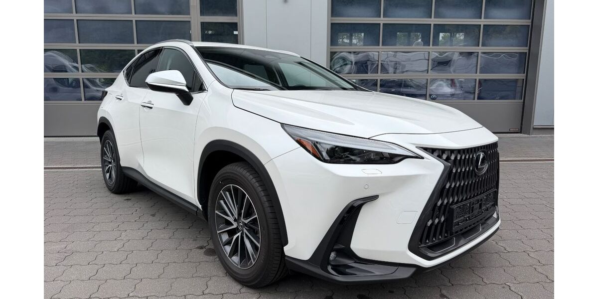 Lexus NX 450h 15.340 km 47.490 &euro; Kiel 24109
