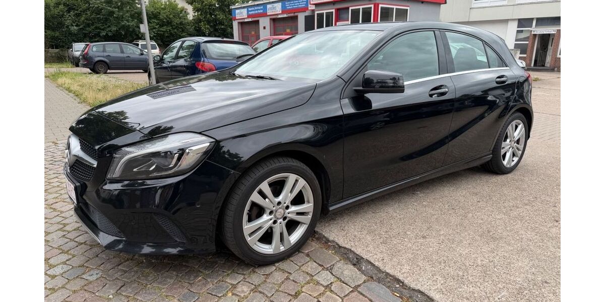 Mercedes-Benz A 180 208.000 km 10.900 &euro; Neumünster 24534