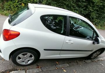 Peugeot 207 96.300 km 2.999 &euro; Kiel 24146