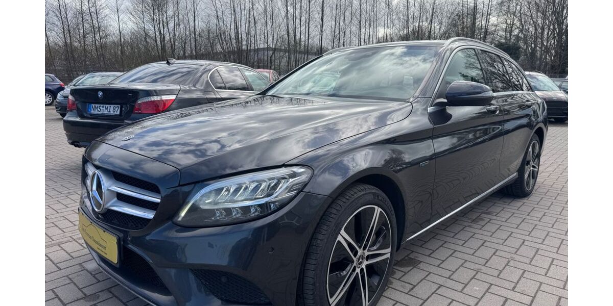 Mercedes-Benz C 300 199.865 km 15.490 &euro; Neumünster 24539