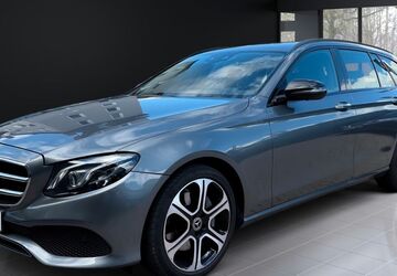 Mercedes-Benz E 350 177.280 km 22.900 &euro; Kiel 24116