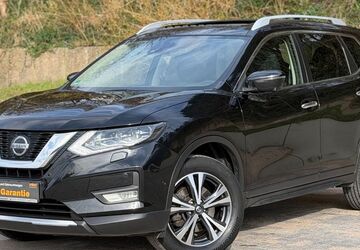 Nissan X-Trail 164.500 km 15.490 &euro; Kiel 24147