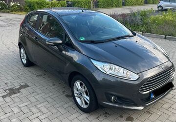 Ford Fiesta 110.000 km 4.750 &euro; Neumünster 24534