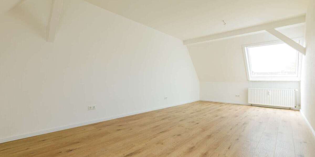 Etagenwohnung Kiel Elmschenhagen - 2 Zimmer, 75 m&sup2;, 980&euro; | Angebot:27542688