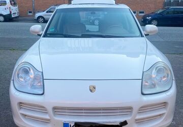 Porsche Cayenne 328.000 km 5.200 &euro; Neumünster 24536