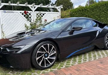BMW i8 93.766 km 56.900 &euro; Kiel 24105