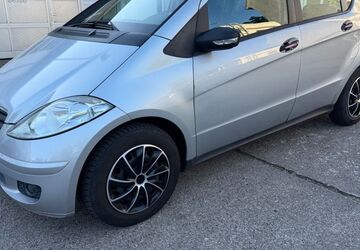 Mercedes-Benz A 180 237.000 km 2.750 &euro; Neumünster 24534