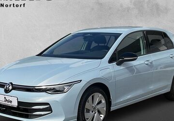 VW Golf 8.900 km 34.380 &euro; Nortorf 24589